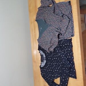 American Eagle & Polly & Esther Long Sleeve 2 Shirt Bundle